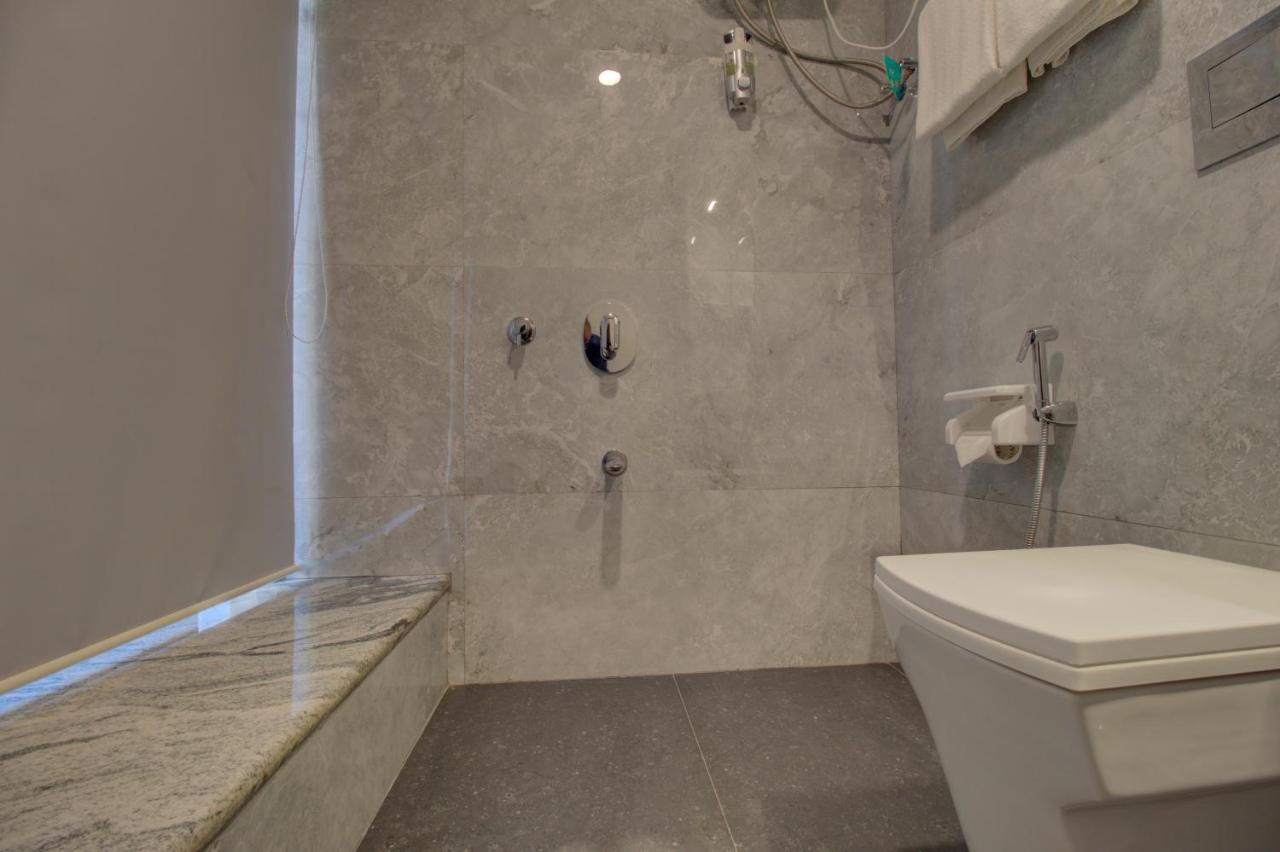 נאסיק Greenstones Boutique Hotel מראה חיצוני תמונה
