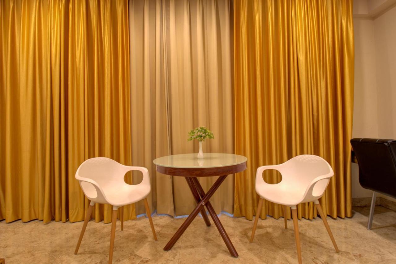 נאסיק Greenstones Boutique Hotel מראה חיצוני תמונה
