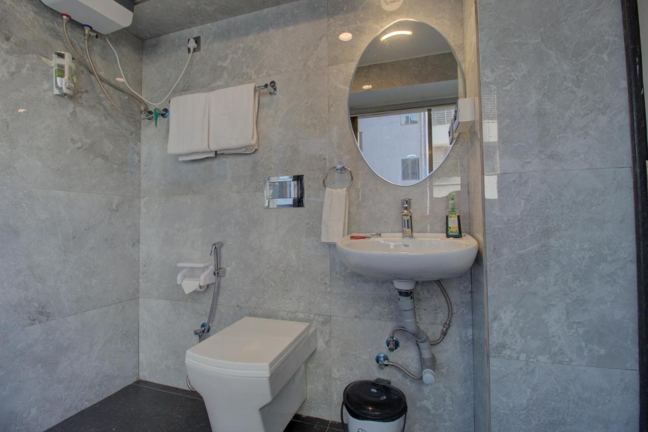 נאסיק Greenstones Boutique Hotel מראה חיצוני תמונה